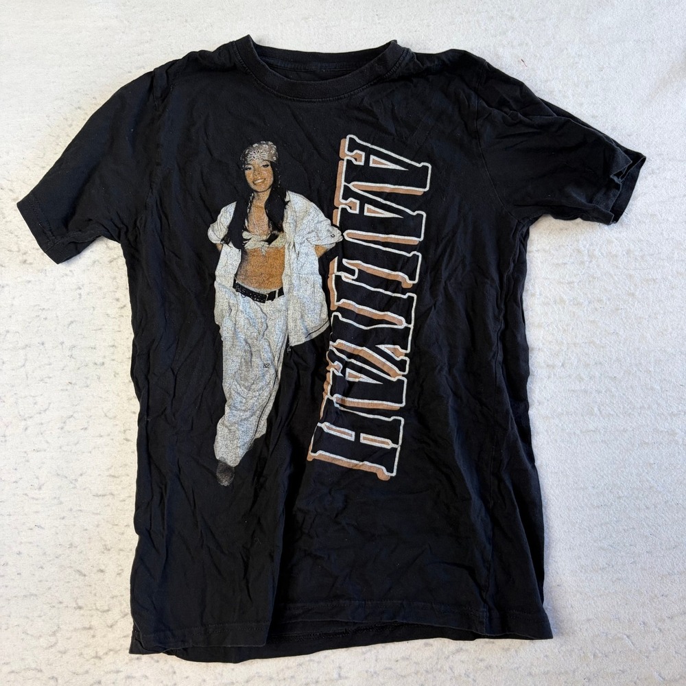 Aaliyah T Shirt Mens Small Black Graphic Print Short Sleeve Hip Hop R&B